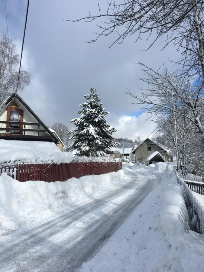 Domek Jakusowka Laliki Pochodzita W Sercu Beskidow ภายนอก รูปภาพ